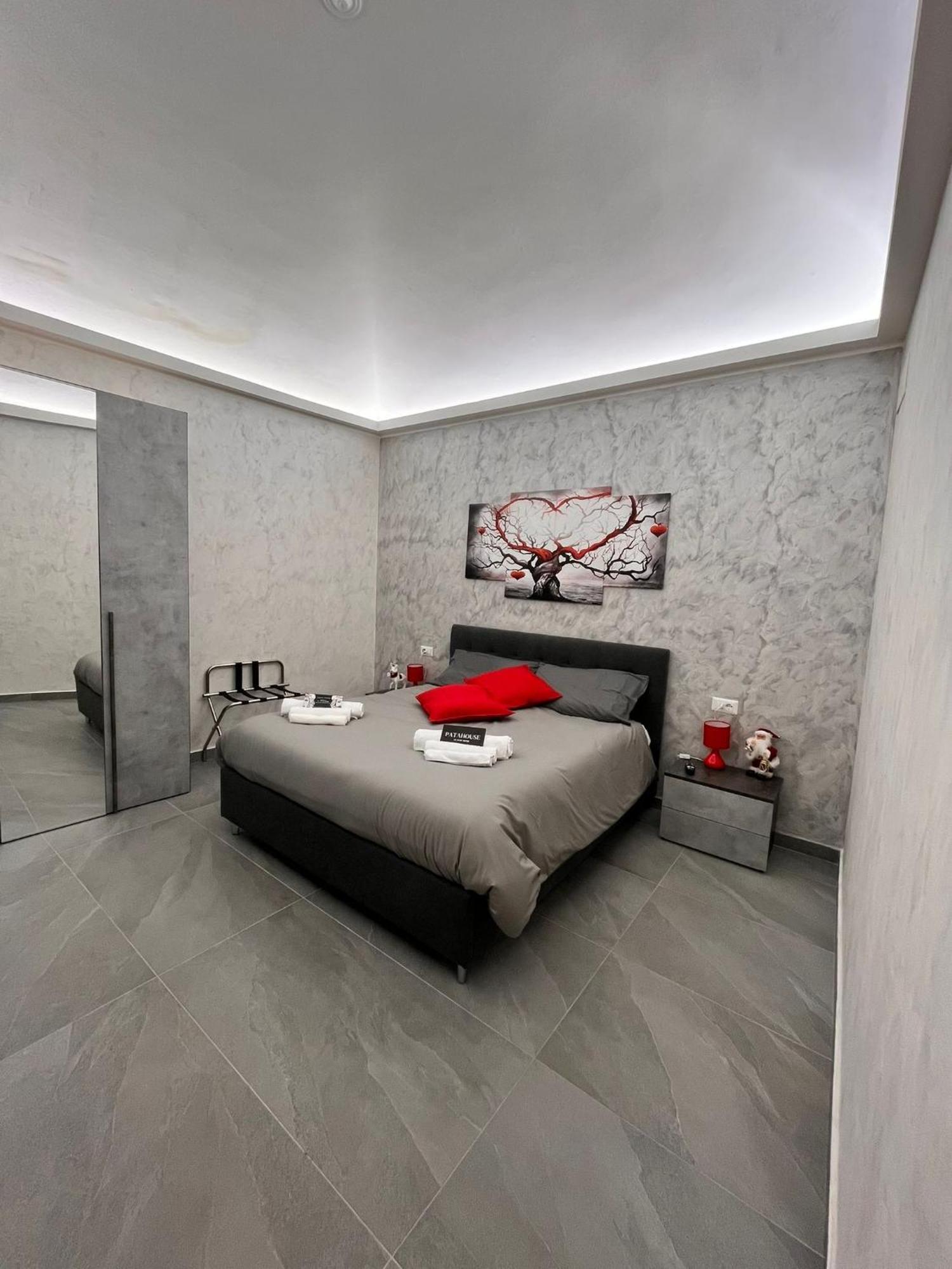 Patahouse Apartment Catania Ngoại thất bức ảnh